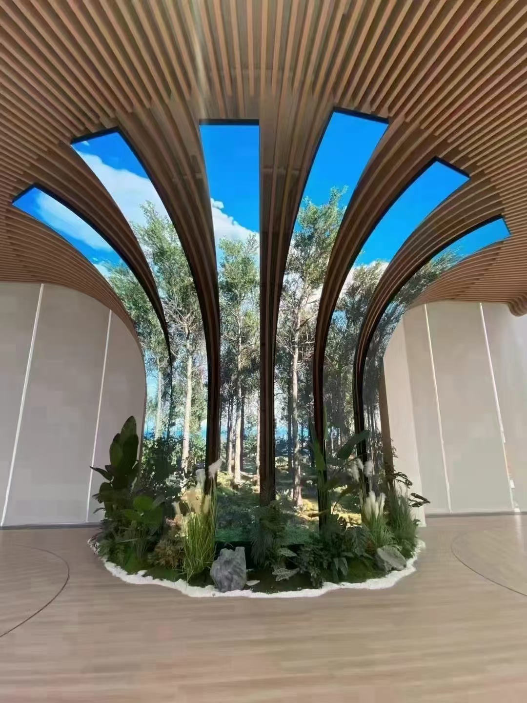  如何在秋冬季保护LED显示屏不被静电 