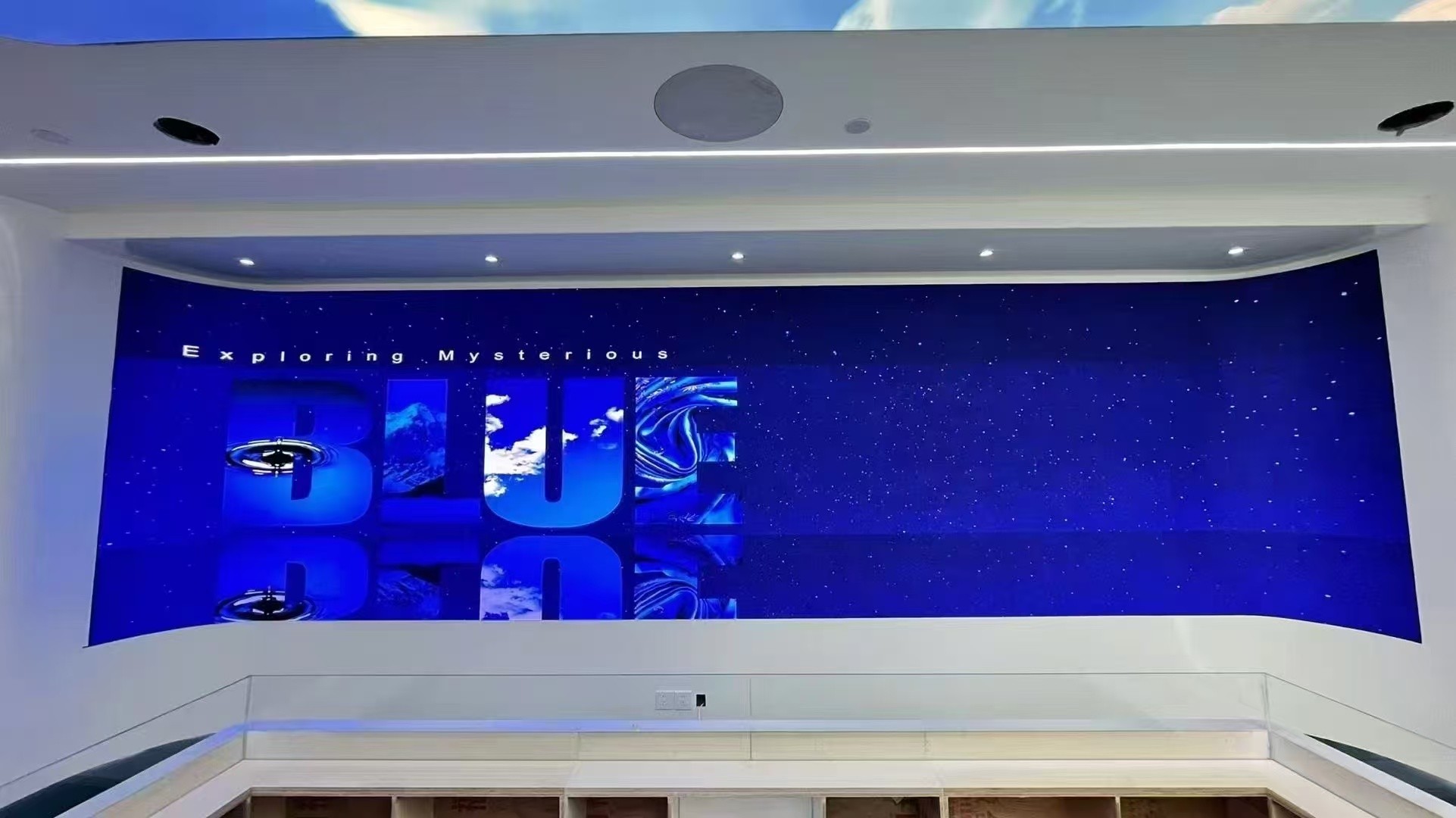 How about indoor P2 led display screen effect
